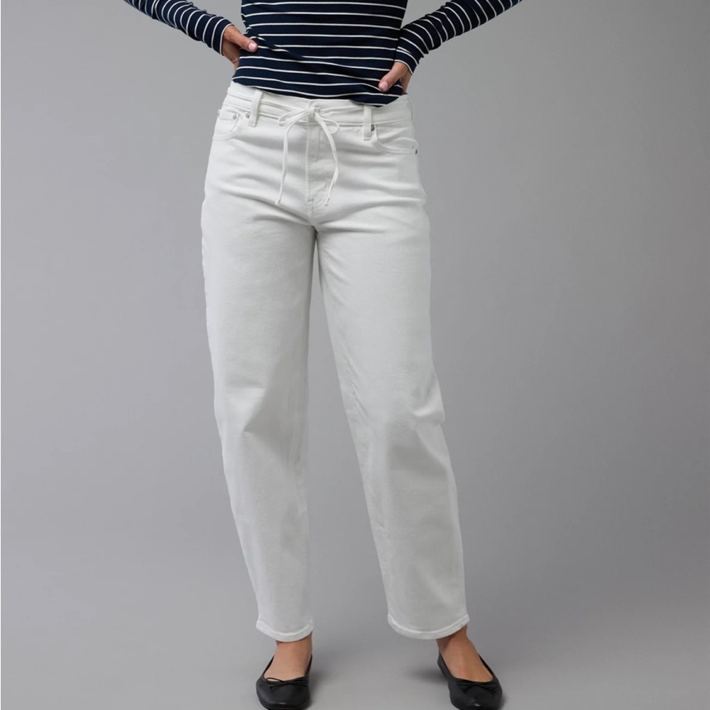 American Eagle Stretch Barrel Jean